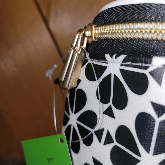 KATE SPADE SPADE FLOWER LUNCH TOTE NWT Insulated - Picture 4 of 9